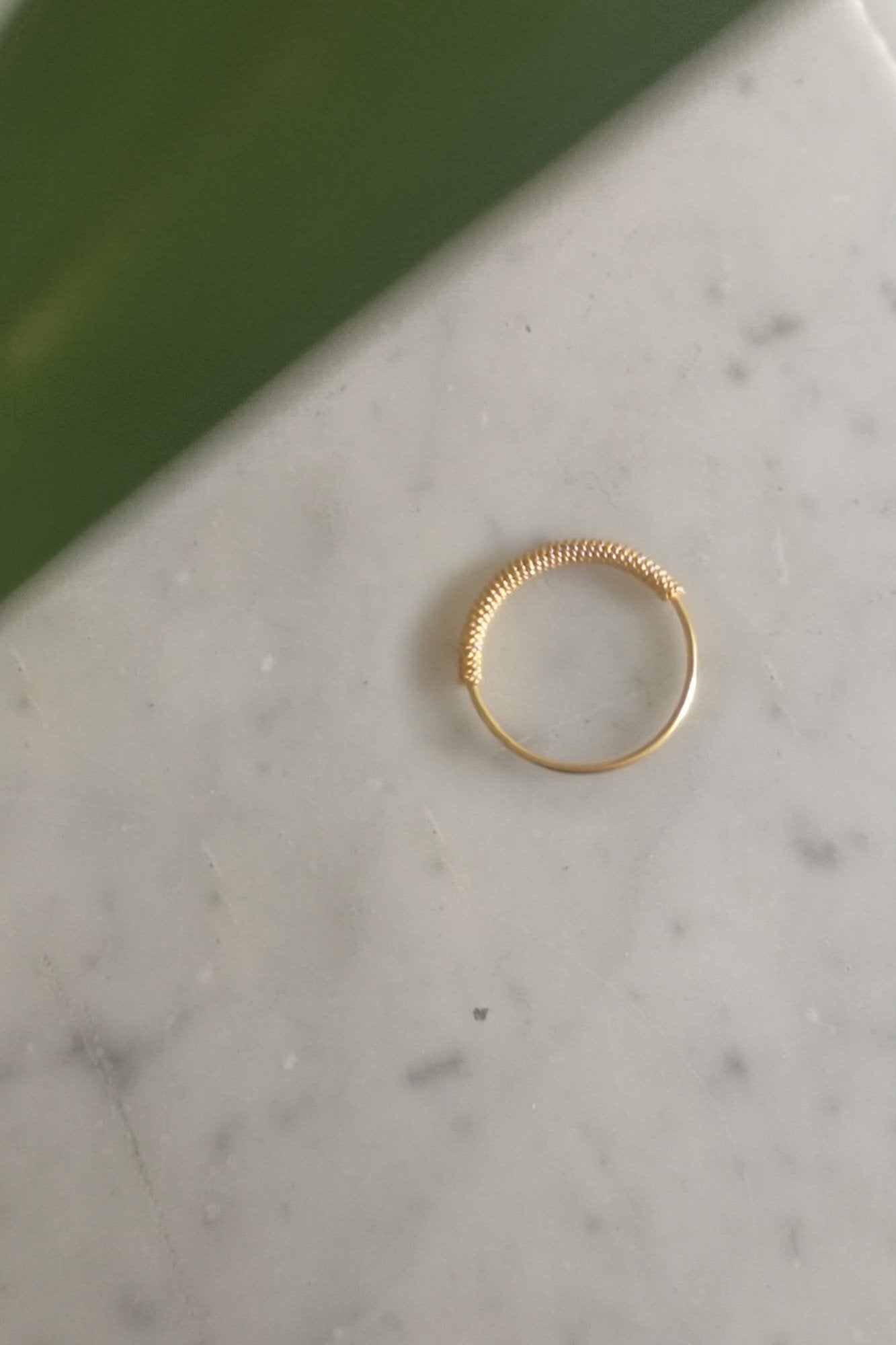 ANILLO LOUISE DORADA